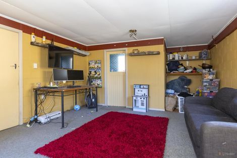 Photo of property in 18 Burgess Street, Pleasant Point, 7903