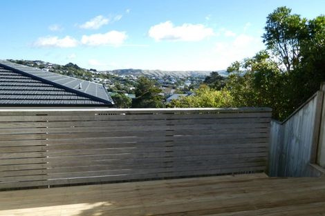 Photo of property in 20b Chetwode Grove, Newlands, Wellington, 6037