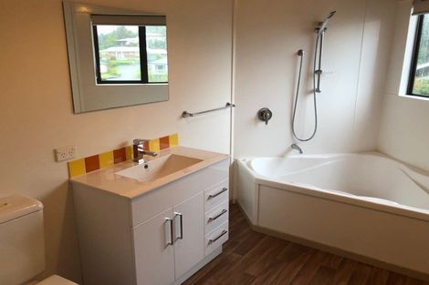 Photo of property in 48 Whangarei Heads Road, Onerahi, Whangarei, 0110