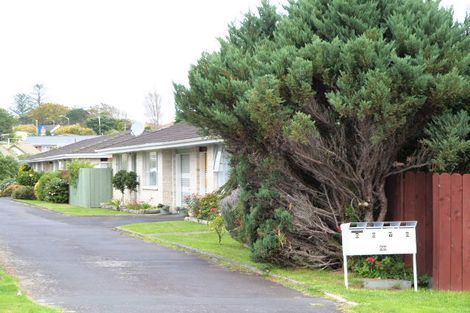 Photo of property in 8/58 Wellington Street, Howick, Auckland, 2014