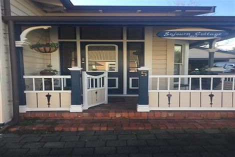 Photo of property in 5 South Street, Nelson, 7010