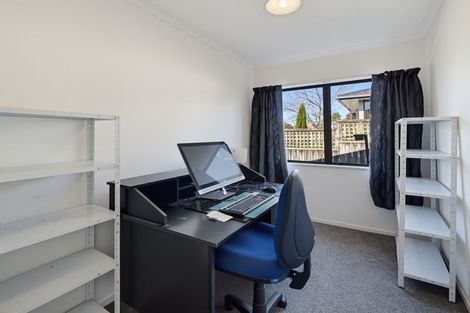 Photo of property in 35 Domain Road, Waipawa, 4210