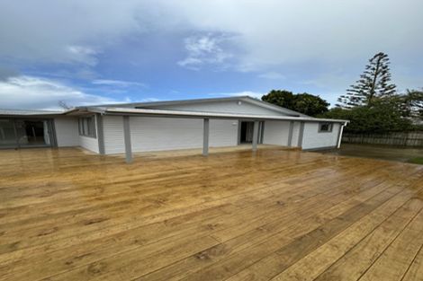 Photo of property in 97 Beatty Road, Pukekohe, 2120