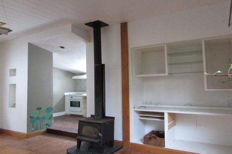 Photo of property in 70 Oxford Street, Lyttelton, 8082