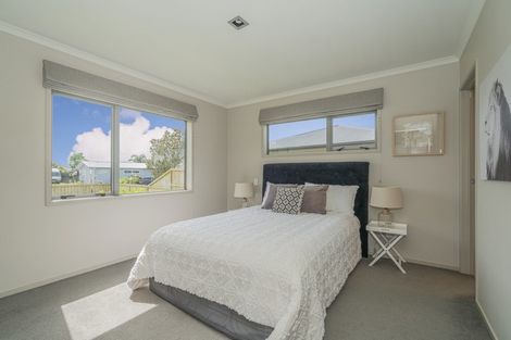 Photo of property in 23 Captain Wood Avenue, Whitianga, 3510