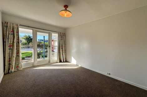 Photo of property in 11 Tuirau Place, Ilam, Christchurch, 8041