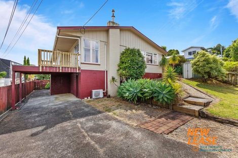 Photo of property in 12 Webb Place, Forrest Hill, Auckland, 0620