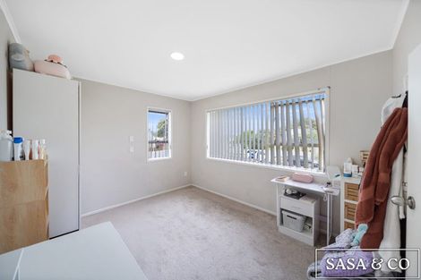 Photo of property in 3 Ilford Crescent, Mangere, Auckland, 2022