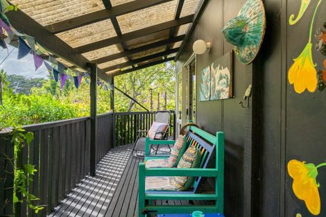 Photo of property in 24 Cross Street, Raglan, 3225