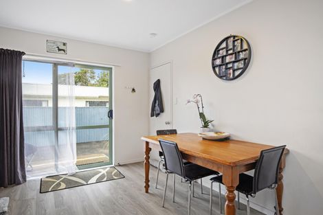 Photo of property in 149d Princes Street West, Pukekohe, 2120