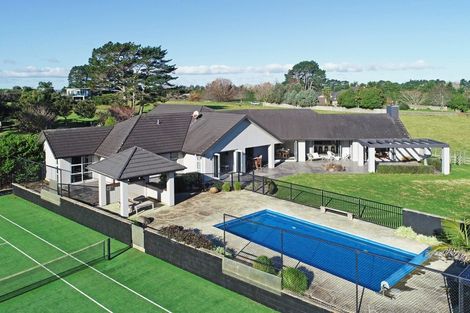 Photo of property in 417b Glenbrook Beach Road, Glenbrook, Waiuku, 2681