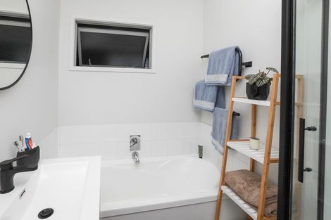 Photo of property in 11a Carey Street, Maeroa, Hamilton, 3200