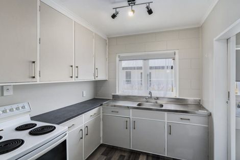 Photo of property in 2/145 College Street, Awapuni, Palmerston North, 4412