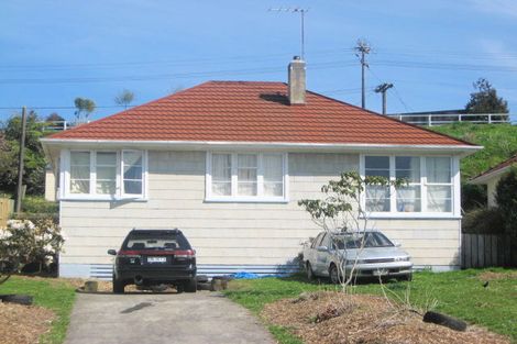 Photo of property in 20 Glenpark Avenue, Frankleigh Park, New Plymouth, 4310