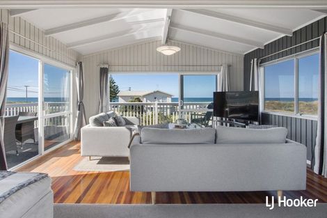 Photo of property in 287 Seaforth Road, Waihi Beach, 3611