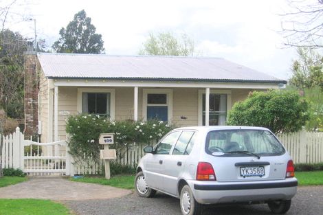 Photo of property in 109 Pagitt Street, Coromandel, 3506