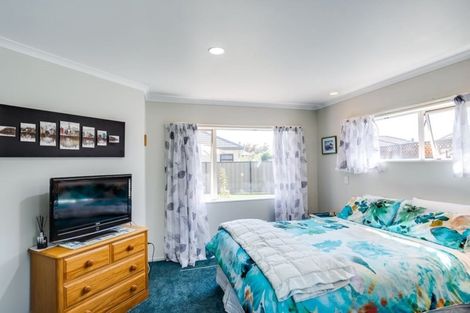 Photo of property in 7 Forbury Way, Taradale, Napier, 4112