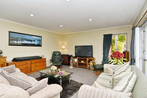 Photo of property in 2/66 Dunedin Street, Redwood, Christchurch, 8051