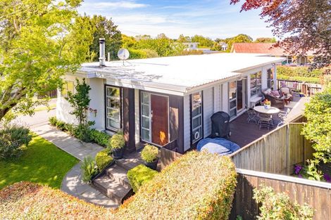 Photo of property in 27 Kent Road, Saint Johns Hill, Whanganui, 4501