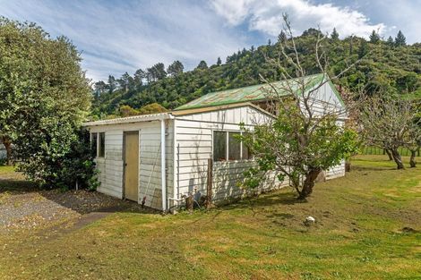 Photo of property in 7 Forster Street, Tolaga Bay, 4077