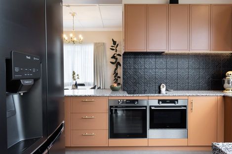 Photo of property in 75 Eglinton Road, Mornington, Dunedin, 9011