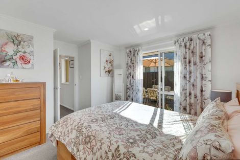 Photo of property in 6 Crossley Avenue, Woodend, 7610