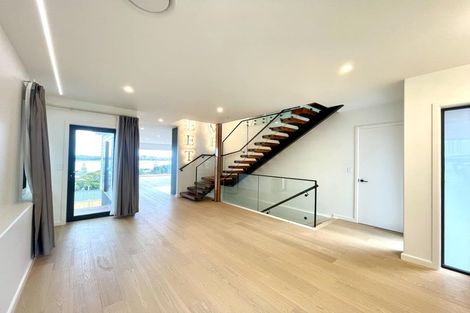 Photo of property in 43 Waller Avenue, Bucklands Beach, Auckland, 2012
