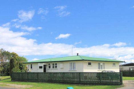 Photo of property in 18 Titoki Avenue, Waipahihi, Taupo, 3330