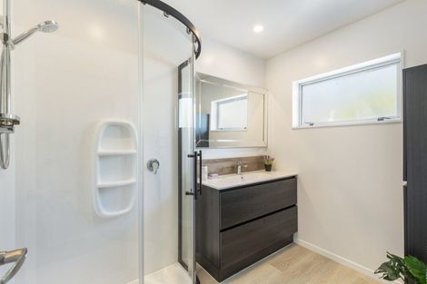 Photo of property in 28a Marchant Place, Westown, New Plymouth, 4310