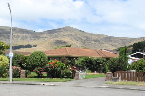 Photo of property in 5 Warner Place, Heathcote Valley, Christchurch, 8022