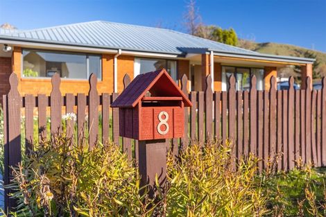 Photo of property in 8 Carinya Lane, Heathcote Valley, Christchurch, 8022