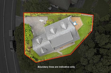 Photo of property in 100 Eugenia Rise, Goodwood Heights, Auckland, 2105