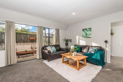 Photo of property in 2/6 Earp Street, Johnsonville, Wellington, 6037