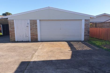 Photo of property in 71 Wellington Street, Pukekohe, 2120