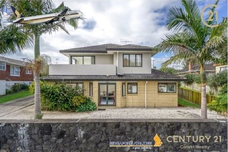 Photo of property in 2/49 College Road, Northcote, Auckland, 0627
