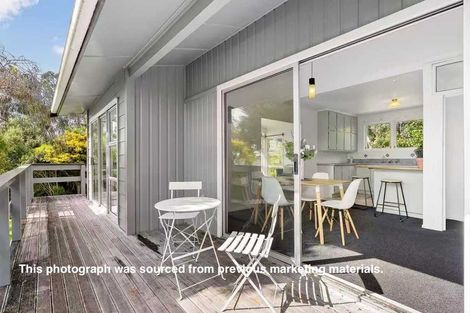 Photo of property in 38 D'oyly Drive, Stanmore Bay, Whangaparaoa, 0932