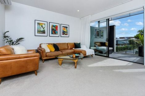 Photo of property in 77 Bomb Point Drive, Hobsonville, Auckland, 0616