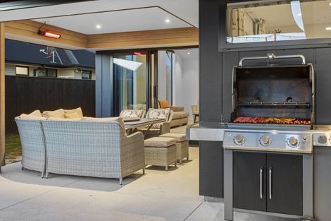 Photo of property in 16 Valour Drive, Rangiora, 7400