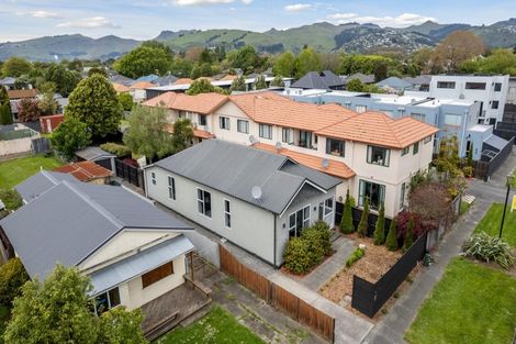 Photo of property in 70 Thackeray Place, Waltham, Christchurch, 8023