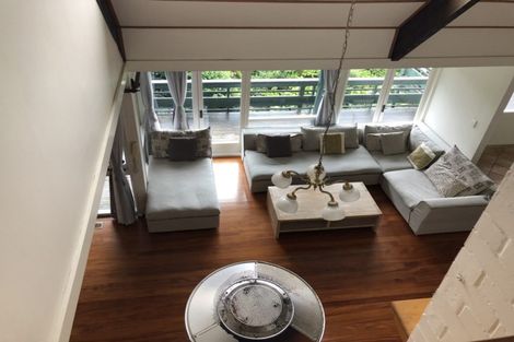 Photo of property in 34 Tawini Road, Titirangi, Auckland, 0604