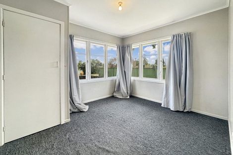 Photo of property in 45 Waipani Road, Te Atatu Peninsula, Auckland, 0610