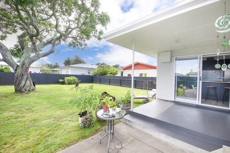 Photo of property in 49 Trinity Crescent, Pirimai, Napier, 4112
