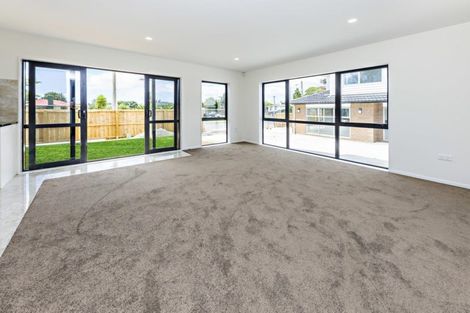 Photo of property in 42d Landon Avenue, Mangere East, Auckland, 2024