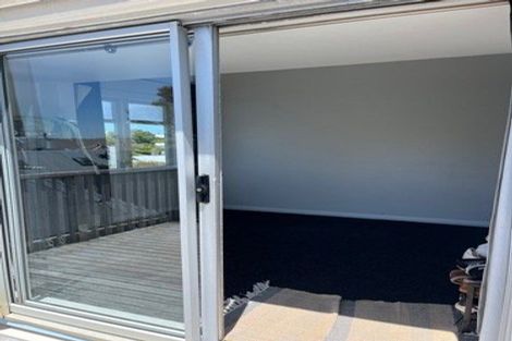 Photo of property in 8 Helen Street, Brooklyn, Wellington, 6021