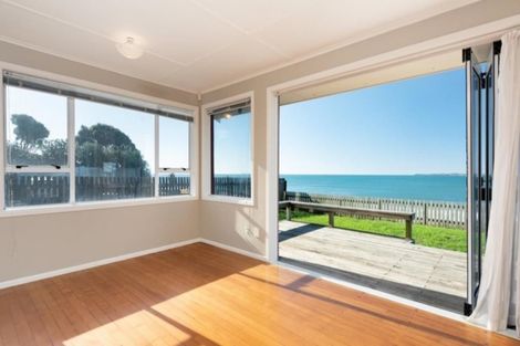 Photo of property in 107 Karewa Parade, Papamoa Beach, Papamoa, 3118