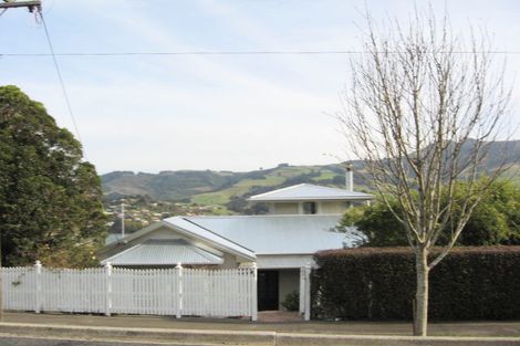 Photo of property in 16 Meridian Street, Port Chalmers, 9023