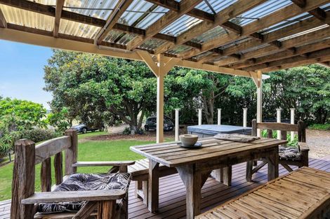 Photo of property in 303 Pollok Wharf Road, Pollok, Waiuku, 2684