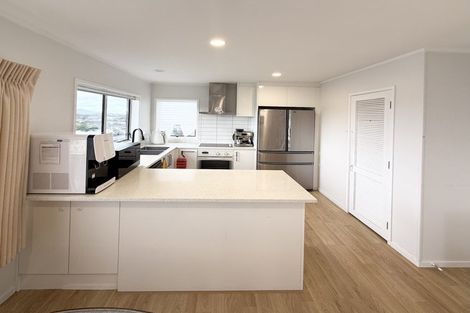 Photo of property in 1/16 Quebec Road, Milford, Auckland, 0620