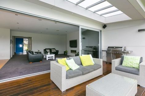 Photo of property in 9 Parkvue Drive, Bell Block, New Plymouth, 4312