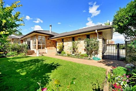 Photo of property in 32 Maybole Drive, Flat Bush, Auckland, 2016